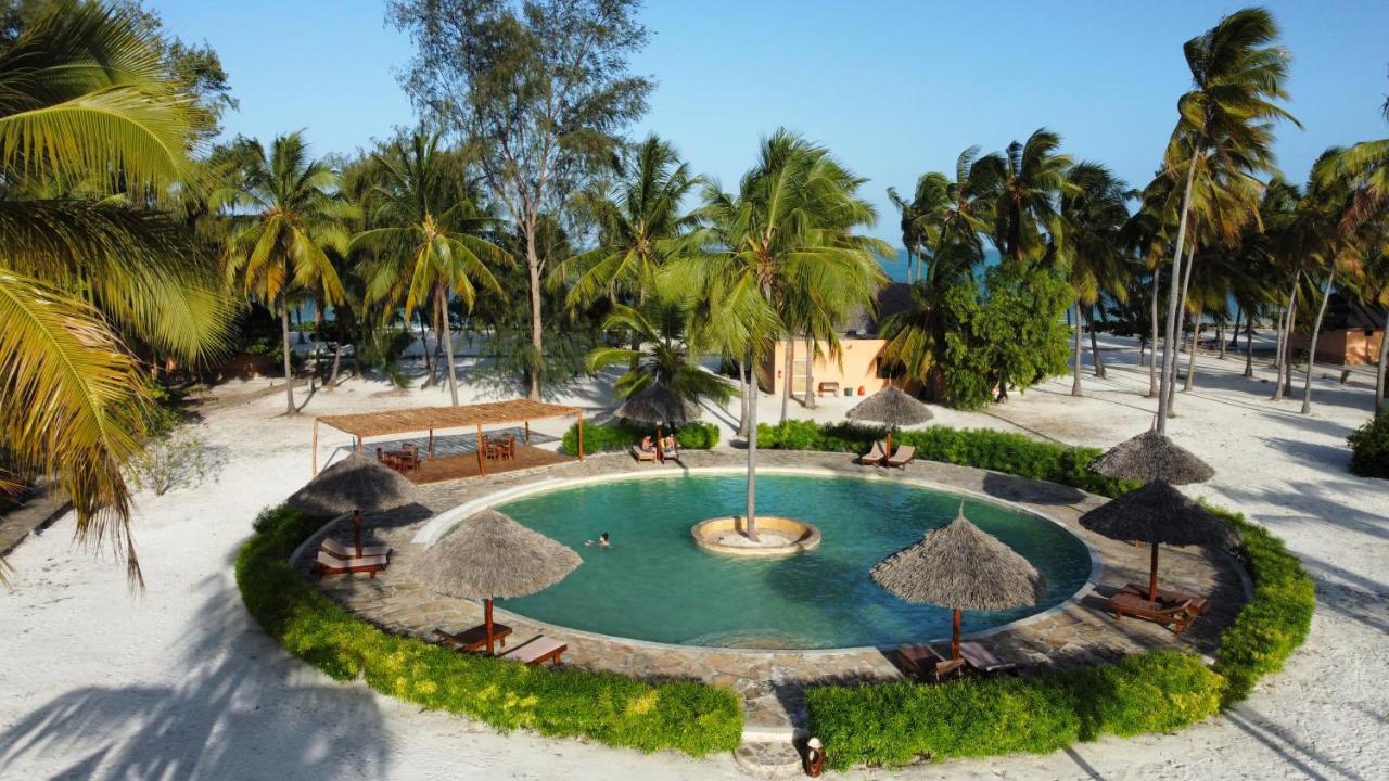 Vrclub Paje Palms Beach Resort Exterior photo