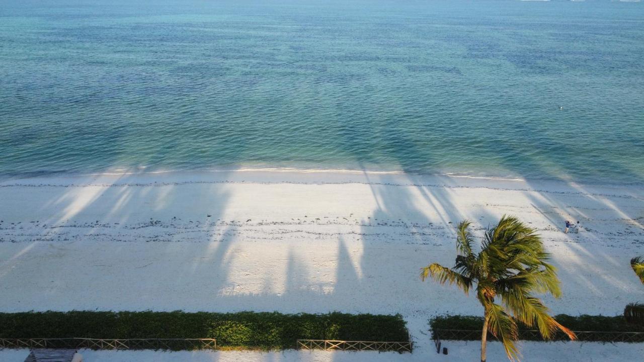 Vrclub Paje Palms Beach Resort Exterior photo