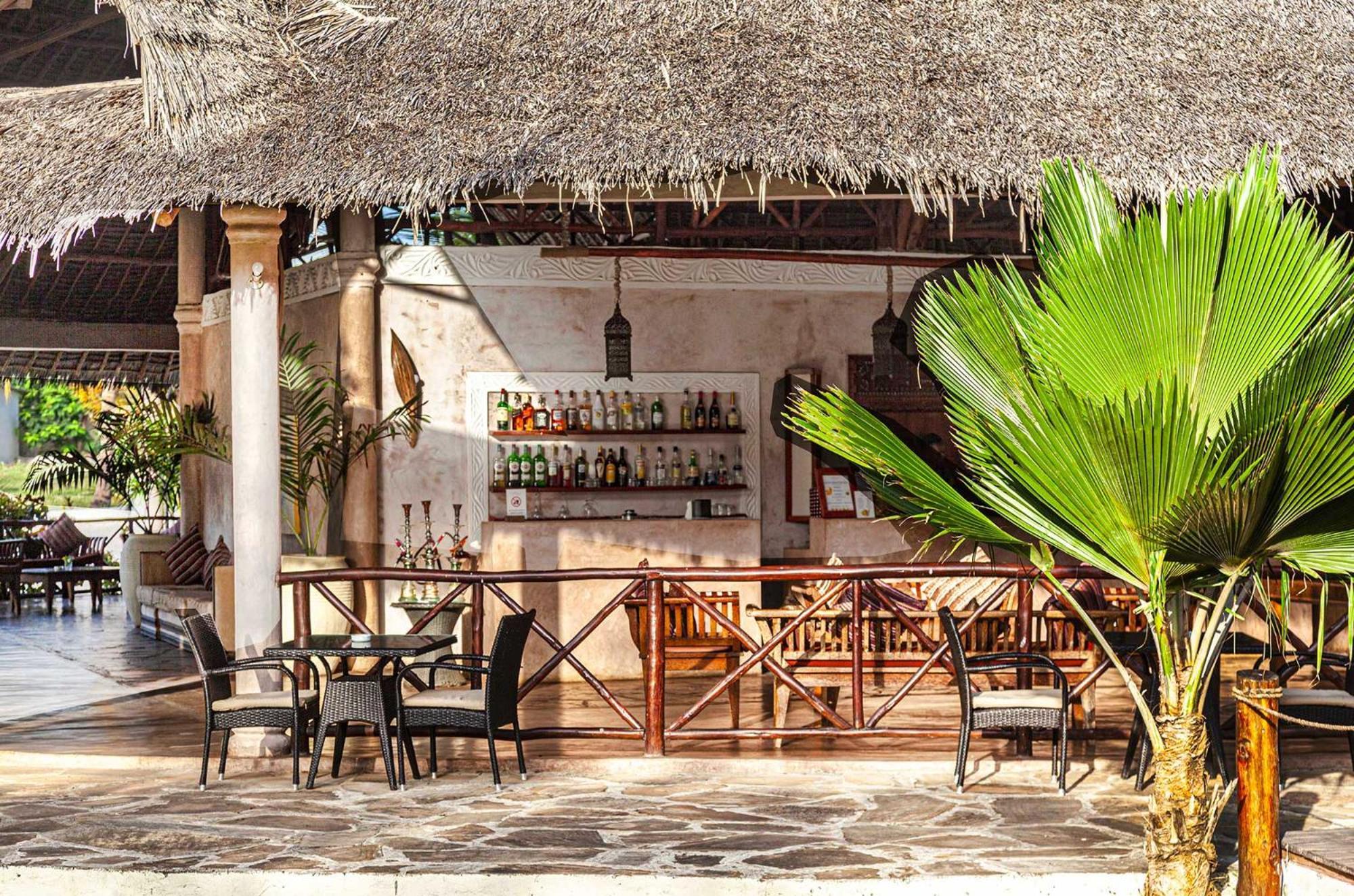 Vrclub Paje Palms Beach Resort Exterior photo